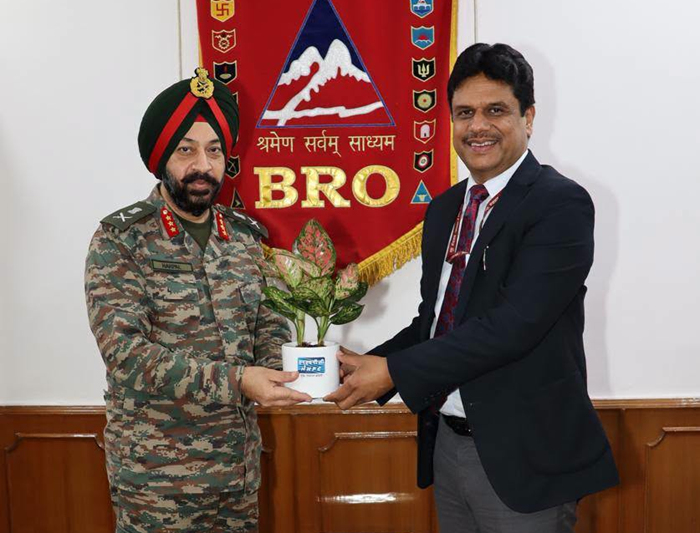 NHPC CMD calls on DG, Border Roads